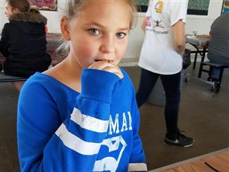 student eating